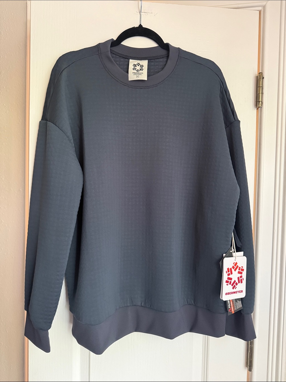 Obermeyer Men’s Crewneck Sweater — Charcoal